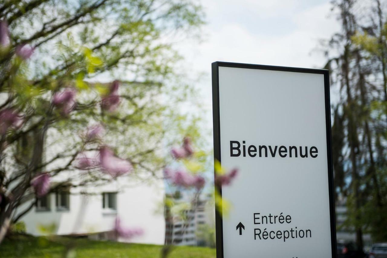 Le Domaine Hotel Villars-Sur-Glane Eksteriør billede